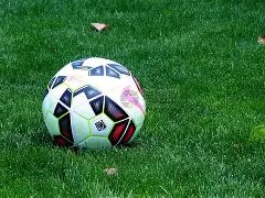 里夫斯上篮,未果,戴维斯完成,pa真人,国际官网,pa真人官网,PlayAce