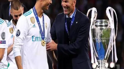 澳洲国脚米利甘宣布退役，上海申花前球员告别足坛